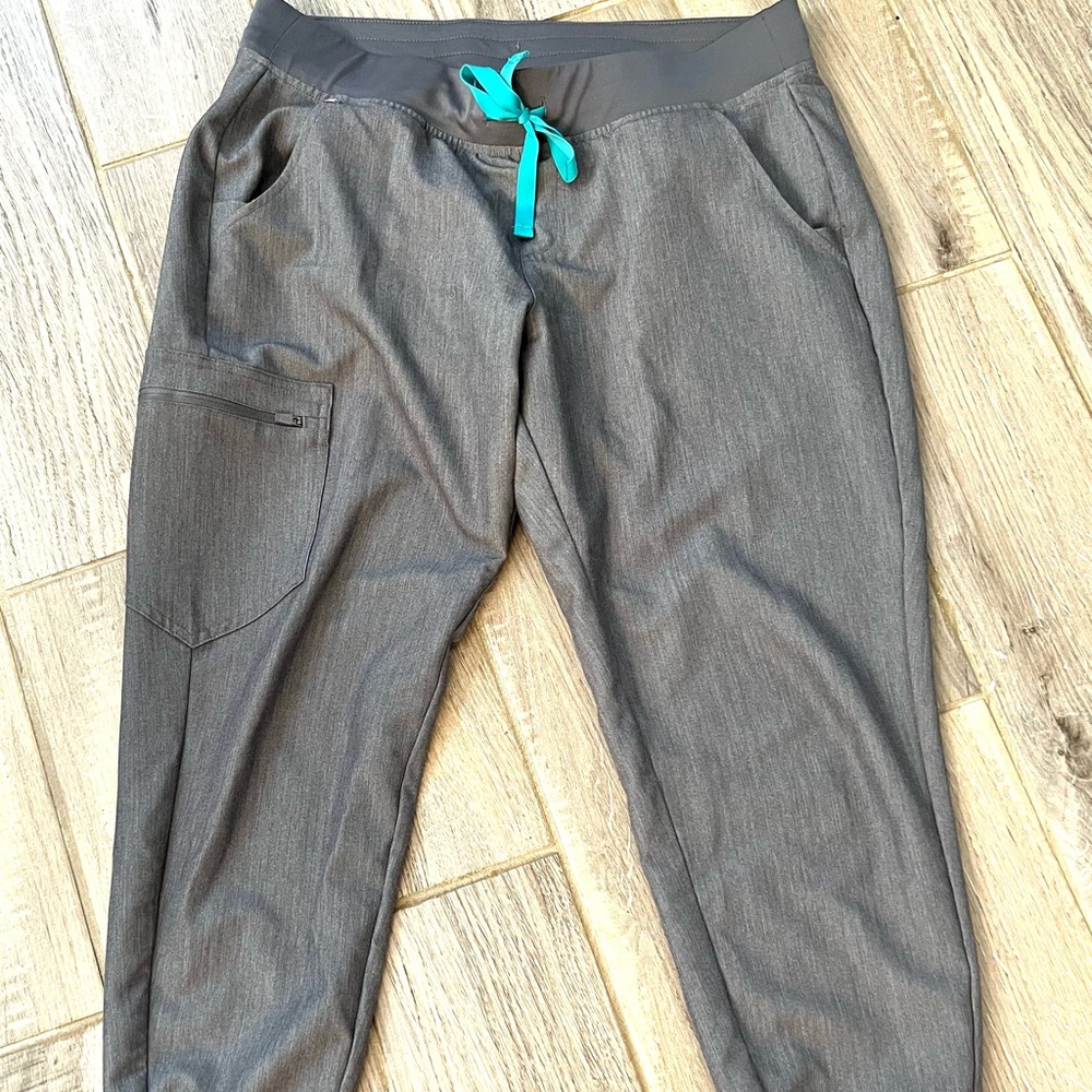 Figs Zamora jogger scrub pants
